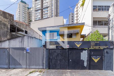 Casa à venda com 130m², 3 quartos e 2 vagasFachada