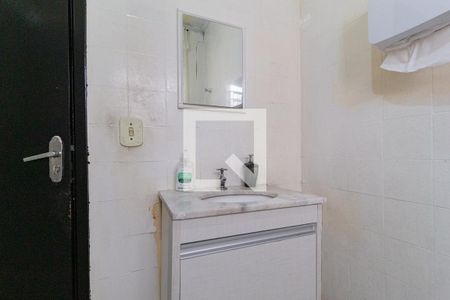 Casa à venda com 130m², 3 quartos e 2 vagasBanheiro Casa 2