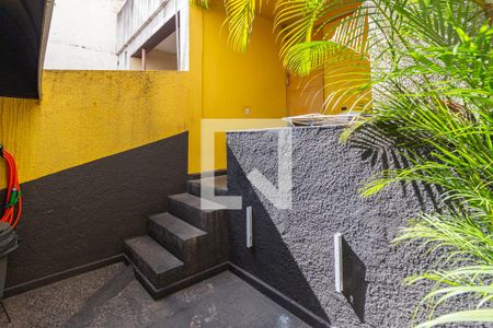 Casa à venda com 130m², 3 quartos e 2 vagasÁrea de serviço