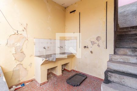 Casa à venda com 130m², 3 quartos e 2 vagasÁrea de serviço