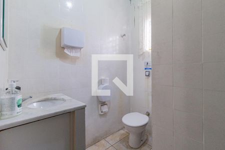 Casa à venda com 130m², 3 quartos e 2 vagasBanheiro Casa 2