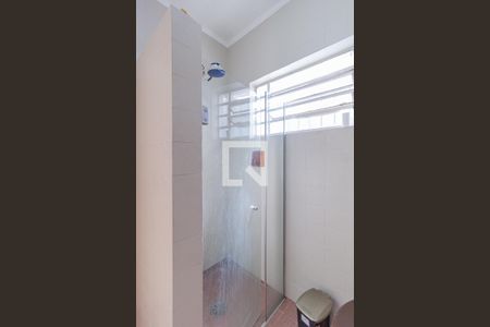 Casa à venda com 130m², 3 quartos e 2 vagasBanheiro