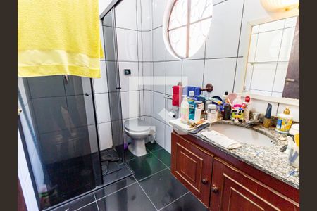 Casa à venda com 130m², 2 quartos e 1 vaga Casa à venda com 130m², 2 quartos e 1 vagaBanheiro da Suíte