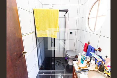 Casa à venda com 130m², 2 quartos e 1 vaga Casa à venda com 130m², 2 quartos e 1 vagaBanheiro da Suíte