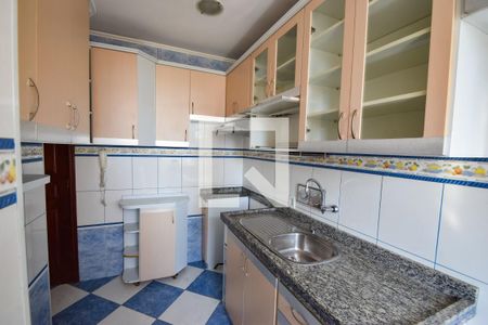 Apartamento à venda com 61m², 2 quartos e 2 vagasCozinha