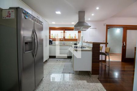 Casa à venda com 280m², 4 quartos e 2 vagas Casa à venda com 280m², 4 quartos e 2 vagasCozinha