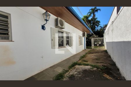 Casa à venda com 280m², 4 quartos e 1 vaga Casa à venda com 280m², 4 quartos e 1 vagaQuintal