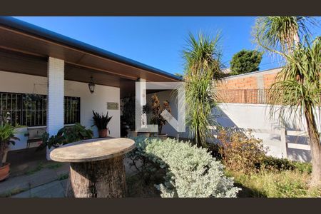 Casa à venda com 280m², 4 quartos e 1 vaga Casa à venda com 280m², 4 quartos e 1 vagaJardim