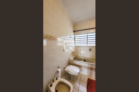 Casa à venda com 280m², 4 quartos e 1 vaga Casa à venda com 280m², 4 quartos e 1 vagaBanheiro da Suíte master