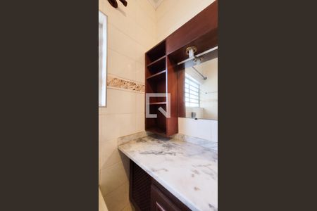 Casa à venda com 280m², 4 quartos e 1 vaga Casa à venda com 280m², 4 quartos e 1 vagaBanheiro da Suíte master