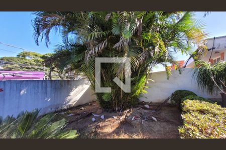 Casa à venda com 280m², 4 quartos e 1 vaga Casa à venda com 280m², 4 quartos e 1 vagaJardim