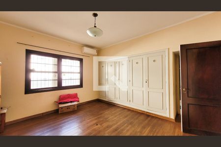 Casa à venda com 280m², 4 quartos e 1 vaga Casa à venda com 280m², 4 quartos e 1 vagaSuíte 2