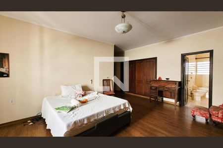 Casa à venda com 280m², 4 quartos e 1 vaga Casa à venda com 280m², 4 quartos e 1 vagaSuíte master