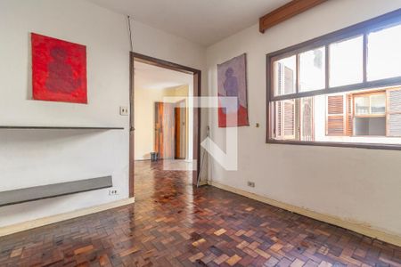 Casa à venda com 292m², 3 quartos e 2 vagas Casa à venda com 292m², 3 quartos e 2 vagasEscritório
