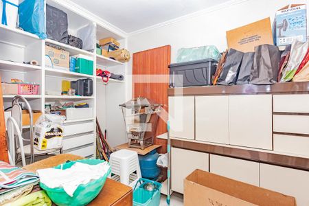 Casa à venda com 165m², 3 quartos e 2 vagas Casa à venda com 165m², 3 quartos e 2 vagasQuarto de Serviço