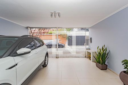 Casa à venda com 165m², 3 quartos e 2 vagas Casa à venda com 165m², 3 quartos e 2 vagasGaragem