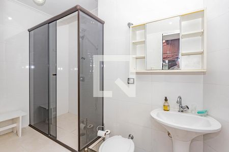 Casa à venda com 165m², 3 quartos e 2 vagas Casa à venda com 165m², 3 quartos e 2 vagasBanheiro de serviço