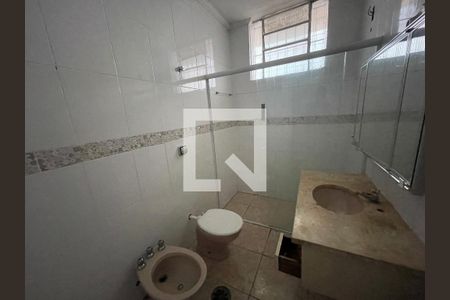 Casa à venda com 270m², 5 quartos e 2 vagas Casa à venda com 270m², 5 quartos e 2 vagasbanheiro 3