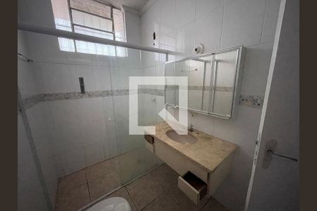 Casa à venda com 270m², 5 quartos e 2 vagas Casa à venda com 270m², 5 quartos e 2 vagasbanheiro 3
