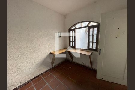 Casa à venda com 270m², 5 quartos e 2 vagas Casa à venda com 270m², 5 quartos e 2 vagasquarto 4