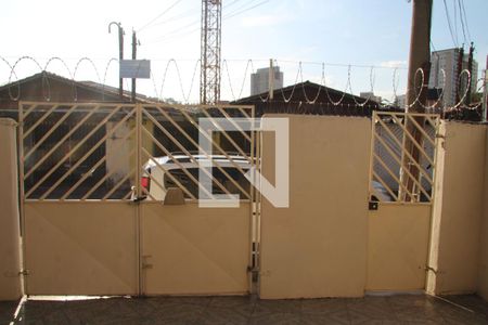 Casa à venda com 100m², 3 quartos e 2 vagasGaragem / Churrasqueira