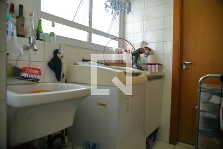 Apartamento à venda com 142m², 3 quartos e 2 vagasÁrea de Serviço