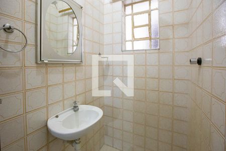 Casa à venda com 400m², 3 quartos e 3 vagasBanheiro de serviço