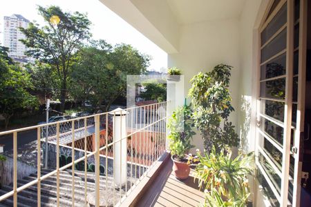 Casa à venda com 400m², 3 quartos e 3 vagasSacada sala de almoço