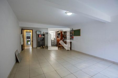 Casa à venda com 400m², 3 quartos e 3 vagasGaragem