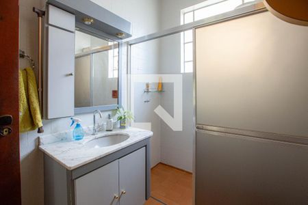 Casa à venda com 400m², 3 quartos e 3 vagasBanheiro primeiro andar