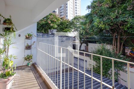 Casa à venda com 400m², 3 quartos e 3 vagasSacada sala de almoço