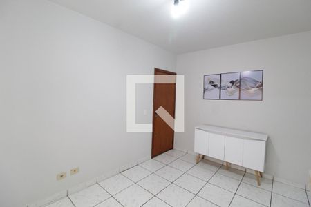 Sala de apartamento para alugar com 2 quartos, 56m² em Santa Mônica, Uberlândia