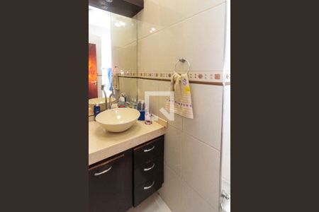 Casa à venda com 119m², 2 quartos e 2 vagasBanheiro