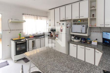 Casa à venda com 119m², 2 quartos e 2 vagasCozinha