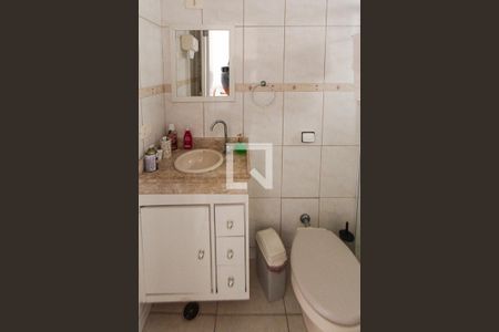 Casa à venda com 119m², 2 quartos e 2 vagasBanheiro de Serviço