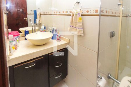 Casa à venda com 119m², 2 quartos e 2 vagasBanheiro