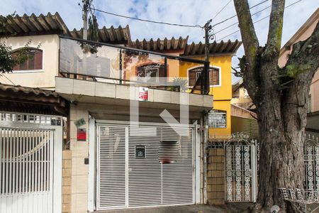 Casa à venda com 119m², 2 quartos e 2 vagasFachada