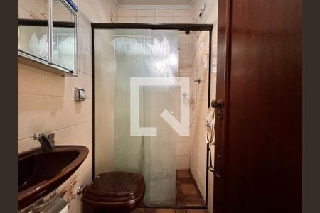 Casa à venda com 377m², 3 quartos e sem vaga Casa à venda com 377m², 3 quartos e sem vagaBanheiro edícula