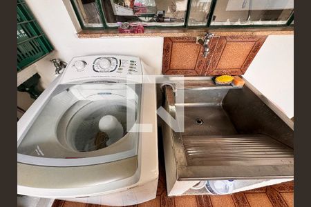 Casa à venda com 377m², 3 quartos e sem vaga Casa à venda com 377m², 3 quartos e sem vagaLavanderia