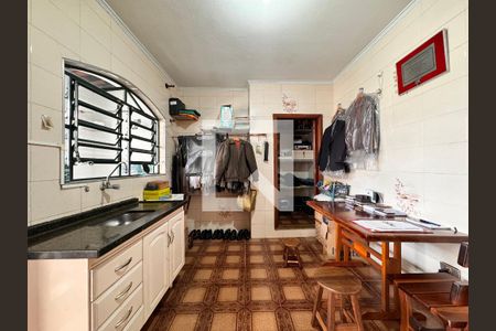 Casa à venda com 377m², 3 quartos e sem vaga Casa à venda com 377m², 3 quartos e sem vagaCozinha edícula