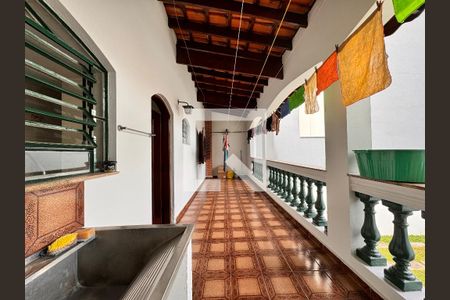 Casa à venda com 377m², 3 quartos e sem vaga Casa à venda com 377m², 3 quartos e sem vagaLavanderia