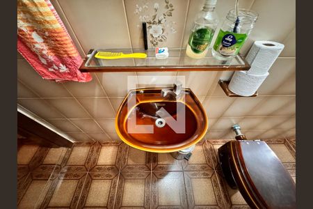 Casa à venda com 377m², 3 quartos e sem vaga Casa à venda com 377m², 3 quartos e sem vagaLavabo