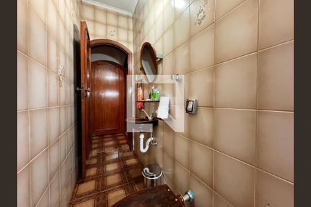 Casa à venda com 377m², 3 quartos e sem vaga Casa à venda com 377m², 3 quartos e sem vagaLavabo