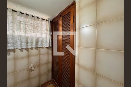 Casa à venda com 377m², 3 quartos e sem vaga Casa à venda com 377m², 3 quartos e sem vagaLavabo