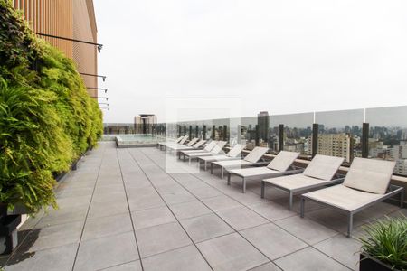 Studio à venda com 29m², 1 quarto e sem vagaÁrea comum - Piscina