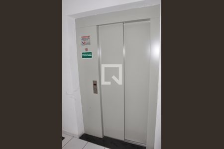Apartamento à venda com 42m², 2 quartos e 1 vagaElevador