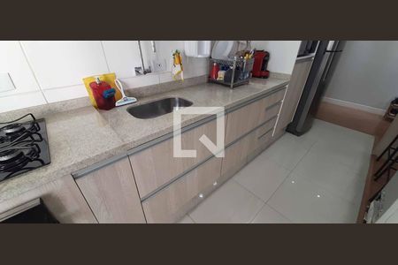 Apartamento à venda com 60m², 2 quartos e 1 vaga Apartamento à venda com 60m², 2 quartos e 1 vagaCozinha