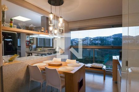 Apartamento à venda com 154m², 3 quartos e 3 vagassala de jantar 