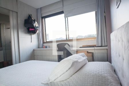 Apartamento à venda com 154m², 3 quartos e 3 vagassuite1