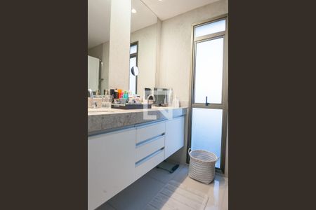 Apartamento à venda com 154m², 3 quartos e 3 vagasbanheiro suíte master